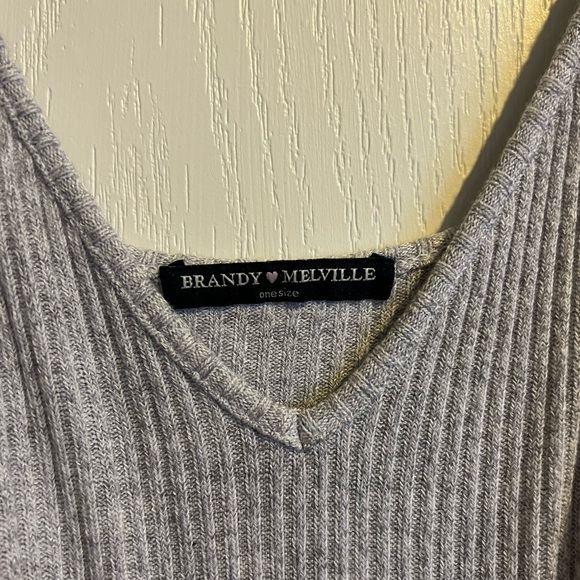 Brandy Melville Tank Top - Picture 2 of 2